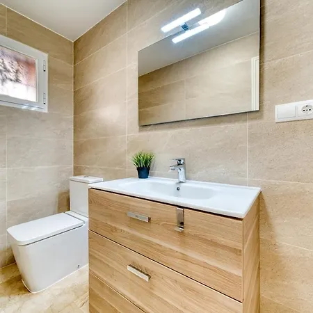 בית נופש Playa Azul Beachfront Townhouse אסטפונה