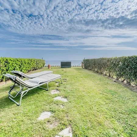 Playa Azul Beachfront Townhouse Nyaraló *