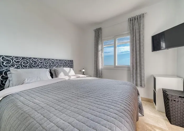 Playa Azul Beachfront Townhouse Holiday home Estepona