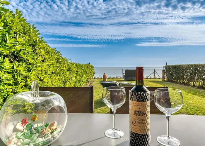 Holiday home Playa Azul Beachfront Townhouse Estepona