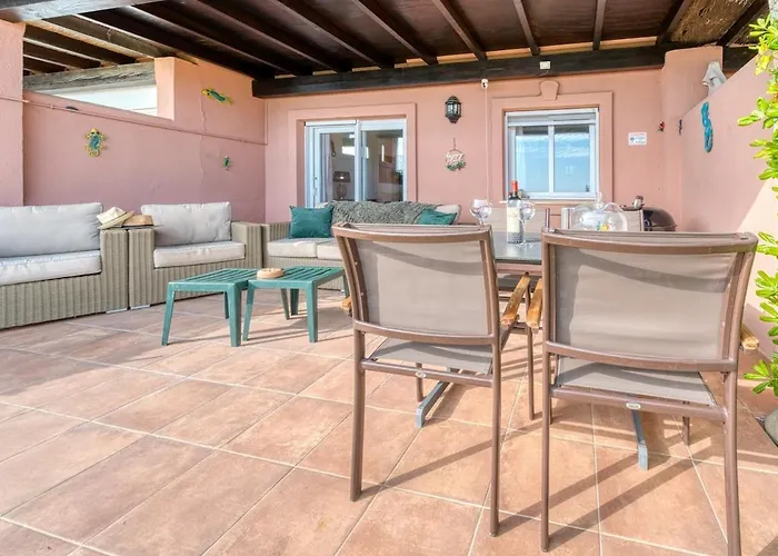 Playa Azul Beachfront Townhouse Estepona