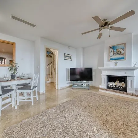 Playa Azul Beachfront Townhouse Nyaraló Estepona