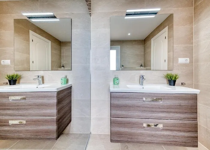 Playa Azul Beachfront Townhouse *